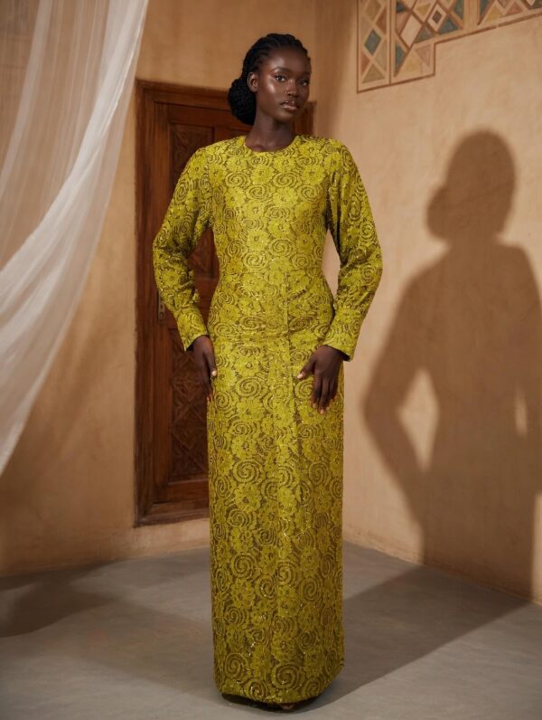 Robe dentelle jaune moutarde