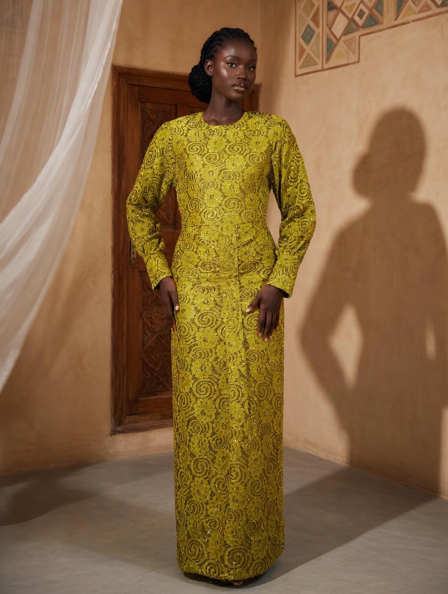 Robe dentelle jaune moutarde