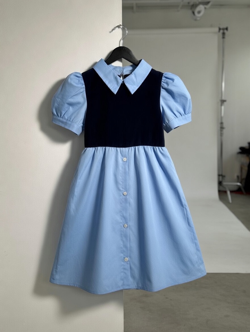 Robe chemise bleu ciel et bleu marine