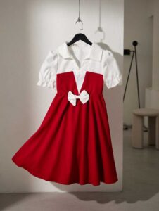 Robe rouge et blanche fille 4 à 6 ans